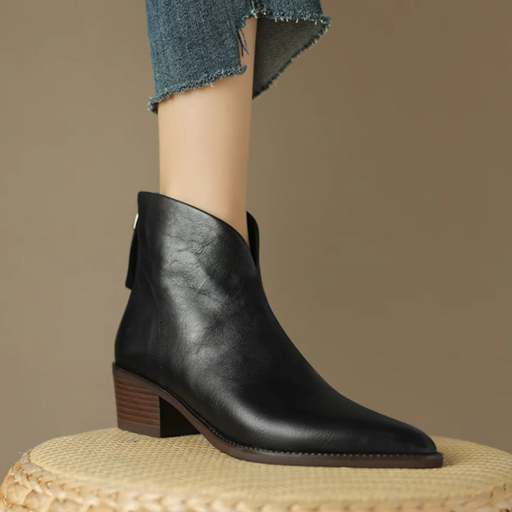 ANITA – LUXURIOUS LOW-HEELED ANKLE BOOTS