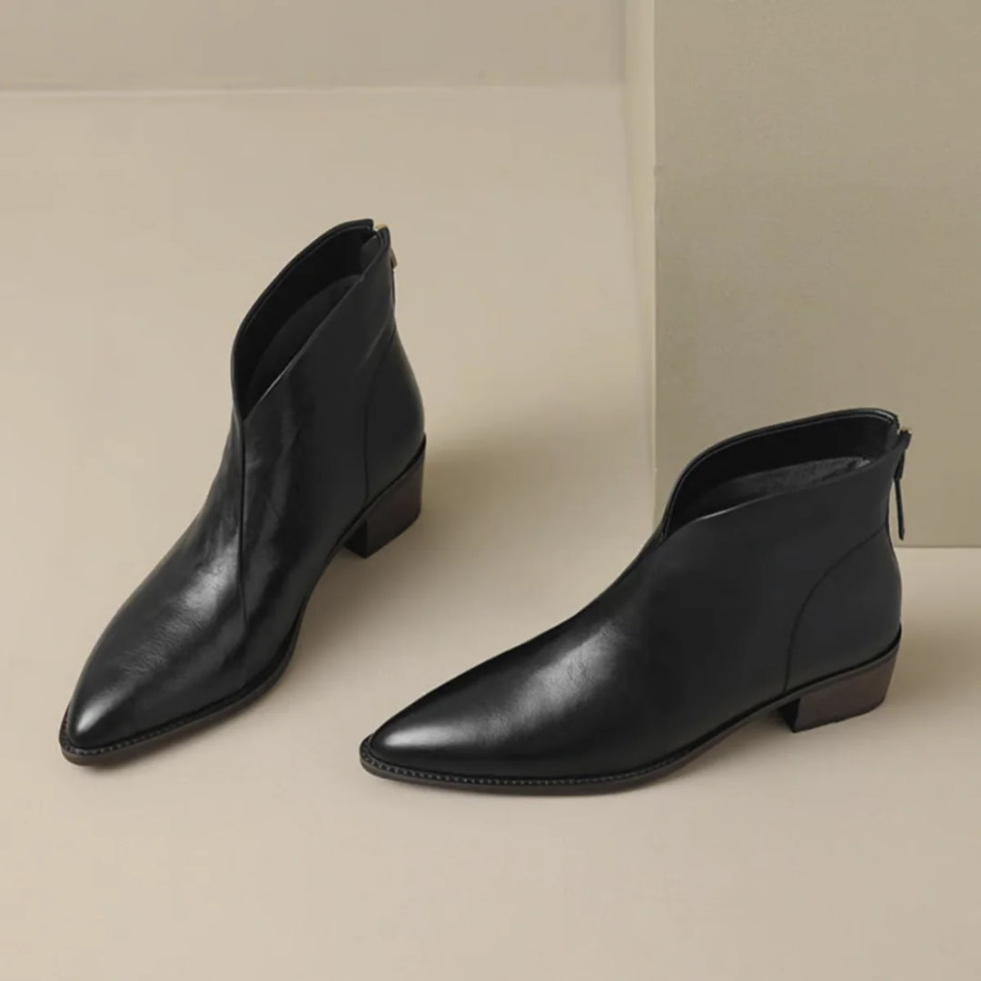 ANITA – LUXURIOUS LOW-HEELED ANKLE BOOTS