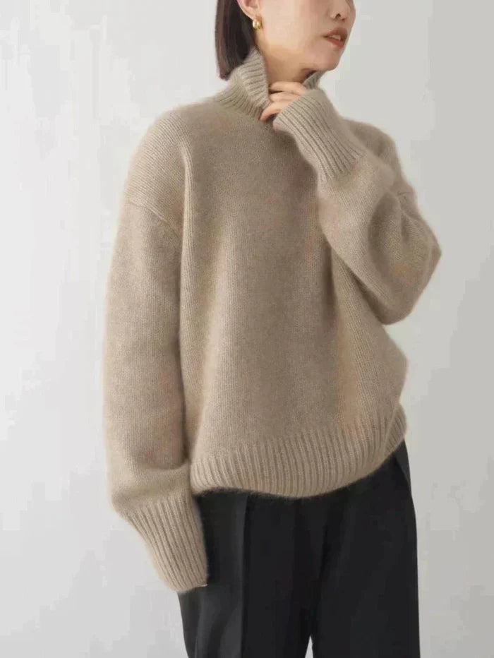 MIRA | COZY TURTLENECK SWEATER