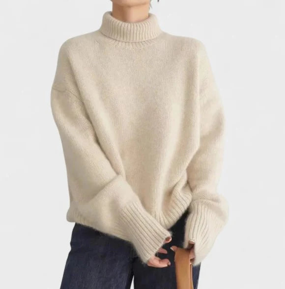 MIRA | COZY TURTLENECK SWEATER